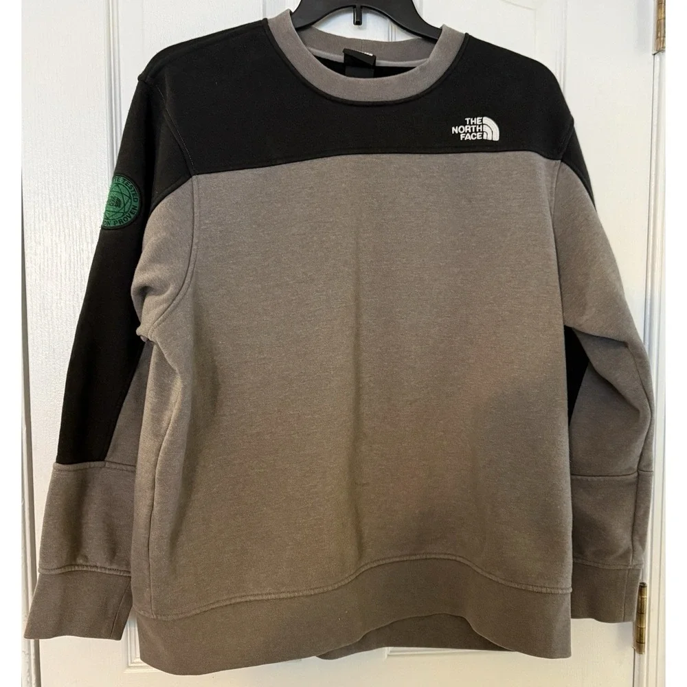 The North Face Gray Black Crew Neck Long Sleeves Pullover‎ Sweatshirt Men's XL